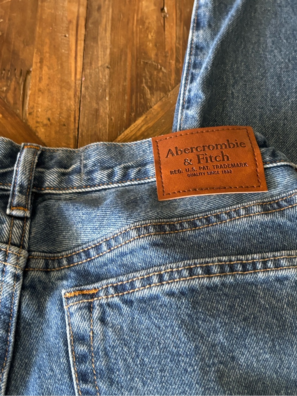 Abercrombie and Fitch Rigid Denim Ultra Baggy Jeans 29X32 - Picture 12 of 12